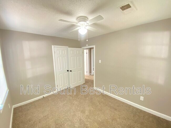 Building Photo - 2712 Frisco Ave