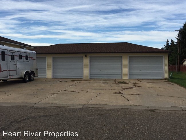 Building Photo - 505 Bruce Ave NW