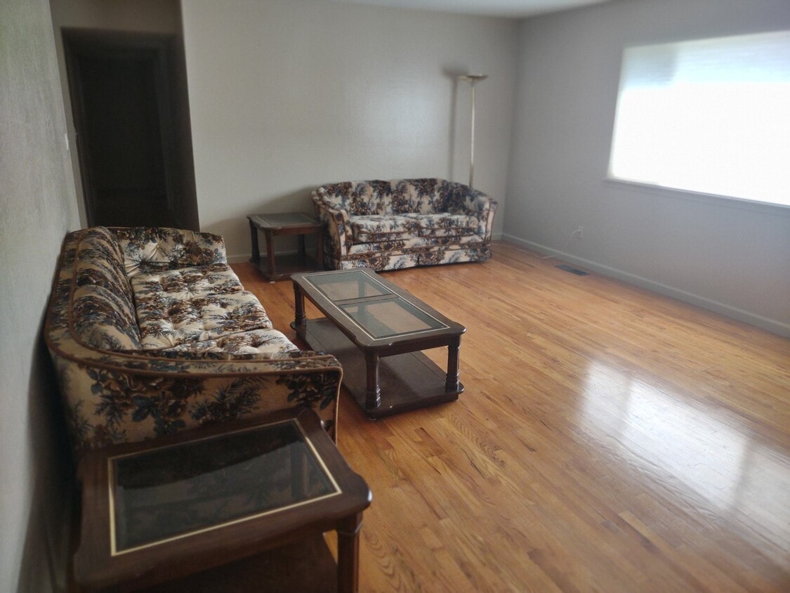 14104 Cranmore Rd, Knights Landing, CA 95645 House Rental in Knights