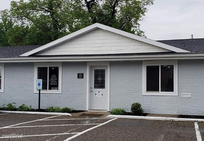 Building Photo - 3 br, 2 bath Mobile Home - 1558 W Shawnee Rd