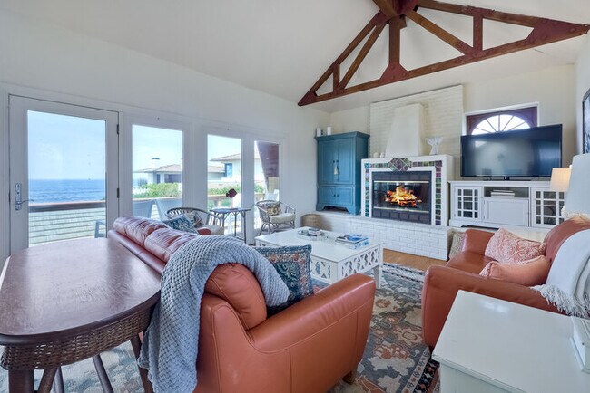 Foto del edificio - 5051 Shore Dr