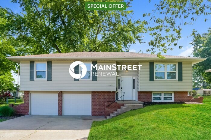 Primary Photo - 3 Bedroom Pet-Friendly Home in INDEPENDENC...