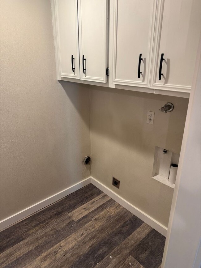 Foto del edificio - 754 Edgemont Way