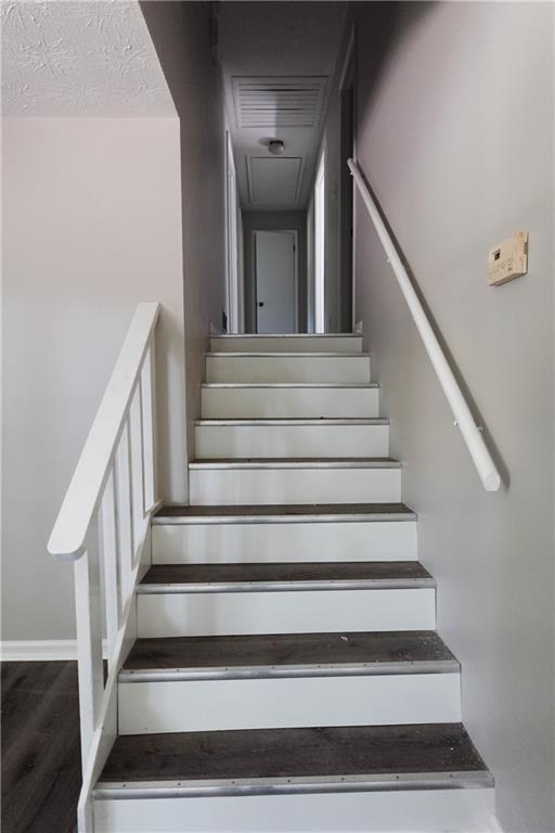 Foto del edificio - 632 Plantation Blvd