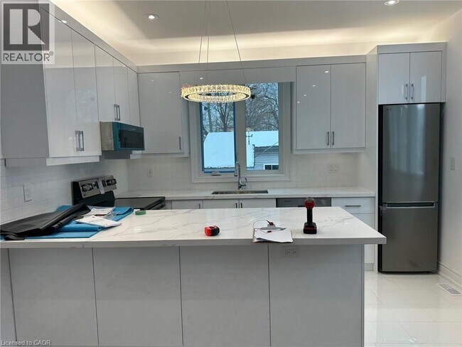 Photo du bâtiment - 114 Warren Ave