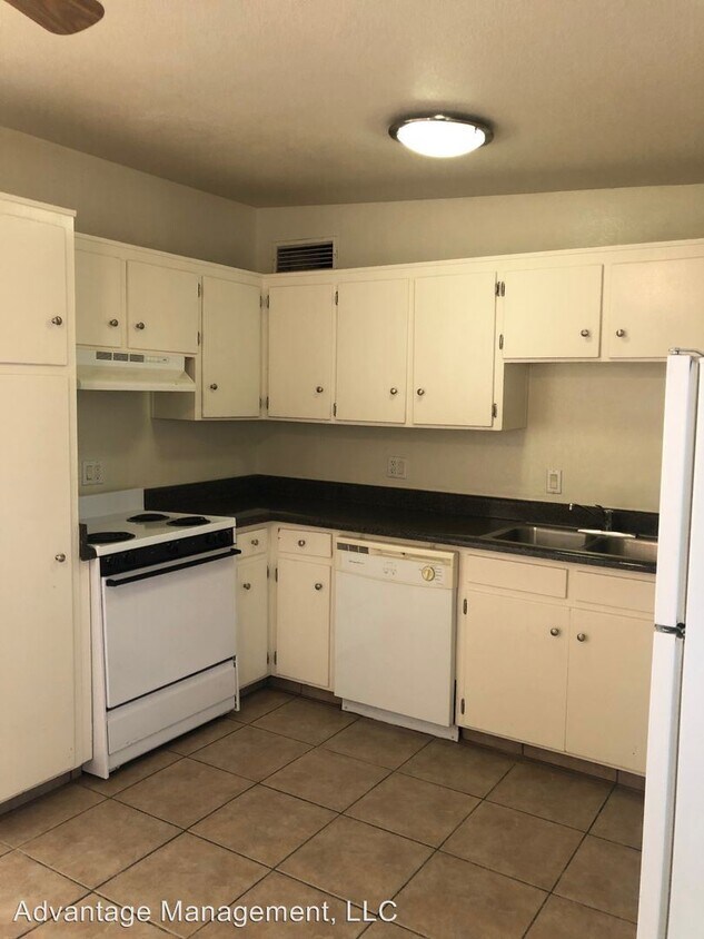 Foto principal - 5558 E Glenn St