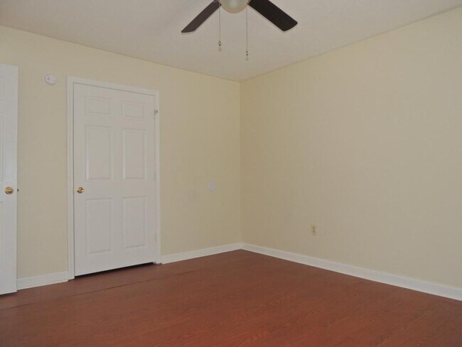 Foto del edificio - 2884 Blue Ridge Drive