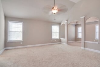 Building Photo - 260 Wentworth Pl