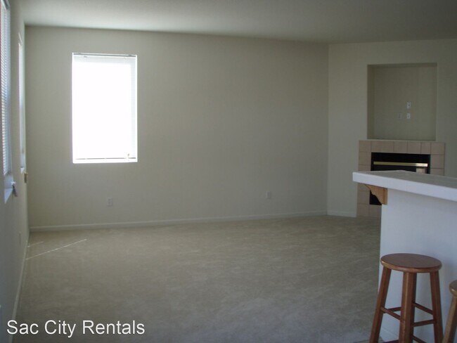 Building Photo - 4 br, 2.5 bath House - 9749 Cervelli Way