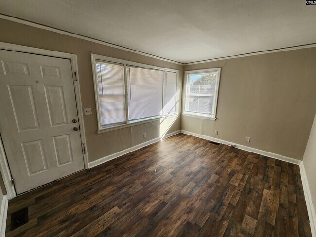 Foto del edificio - 30 Carillon Ct