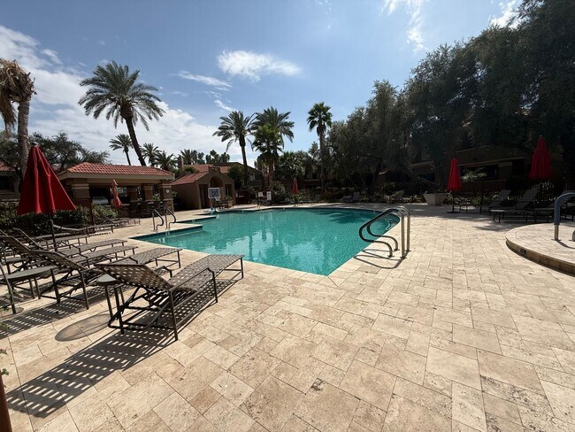 Photo - Tatum and Shea - Fully Remodeled Gated Condo that overlooks pool!