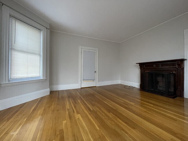 Foto del edificio - 11 Maple Cir