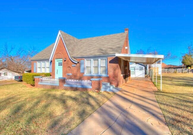 Building Photo - 1205 NW 49th St