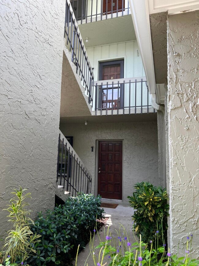 Foto del edificio - 800 NW Fork Rd