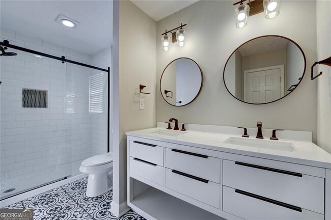 Building Photo - 4566 Mountain Creek Dr