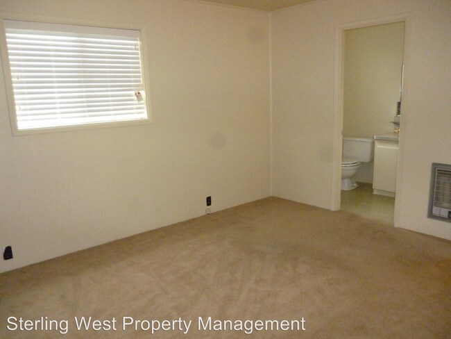 Building Photo - 3 br, 1.5 bath House - 1124 Winchester Ave.