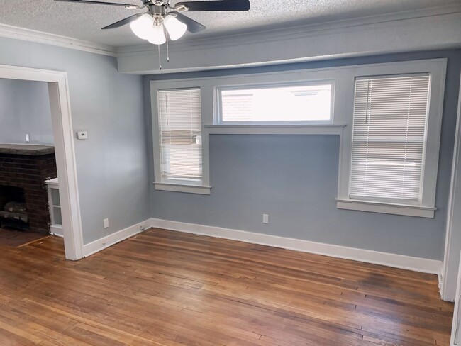 Building Photo - 5817 Highland Ave