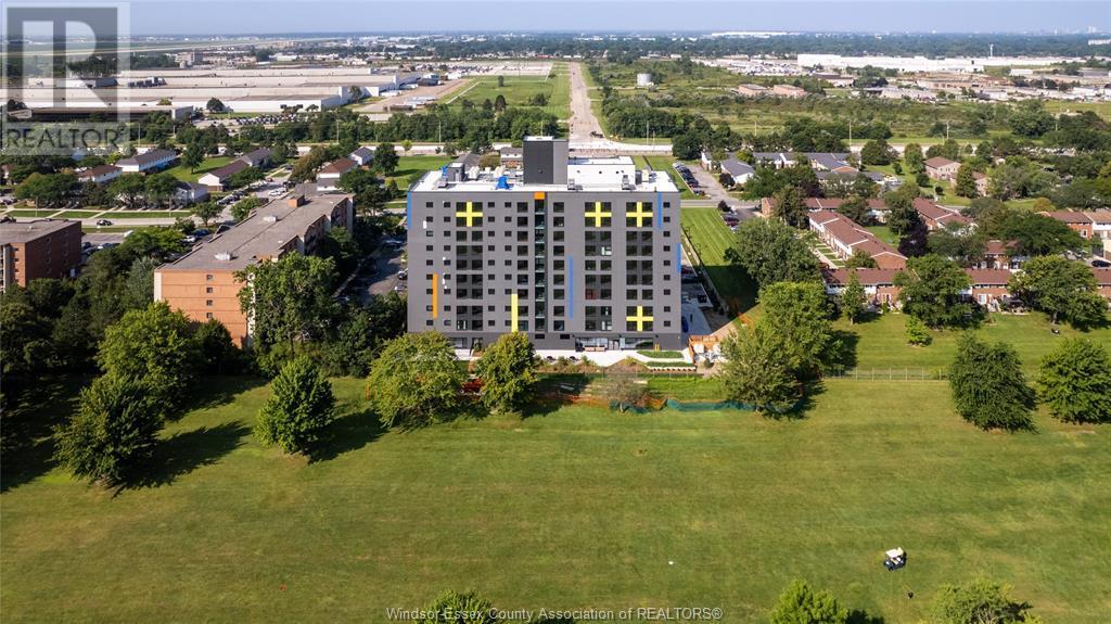 Primary Photo - 3100 Meadowbrook Ln