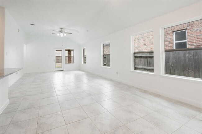 Foto del edificio - 24207 Asher Hollow Ln