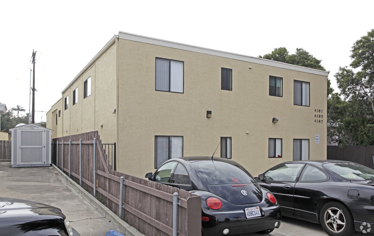 Foto del edificio - 4381-4387 Louisiana St