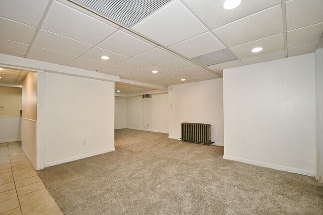 Foto del edificio - 2106 West St