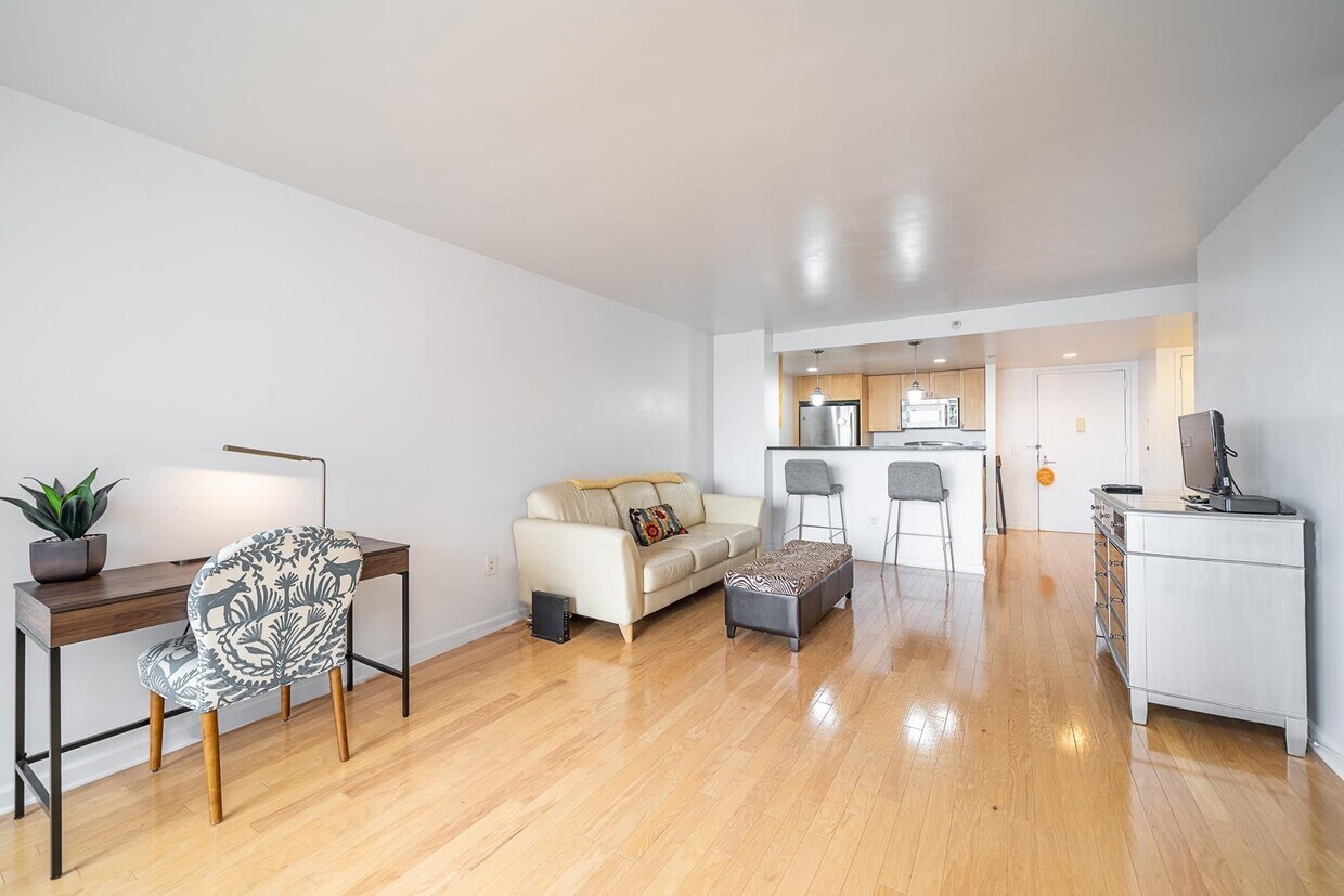 Foto principal - 700 Grove St