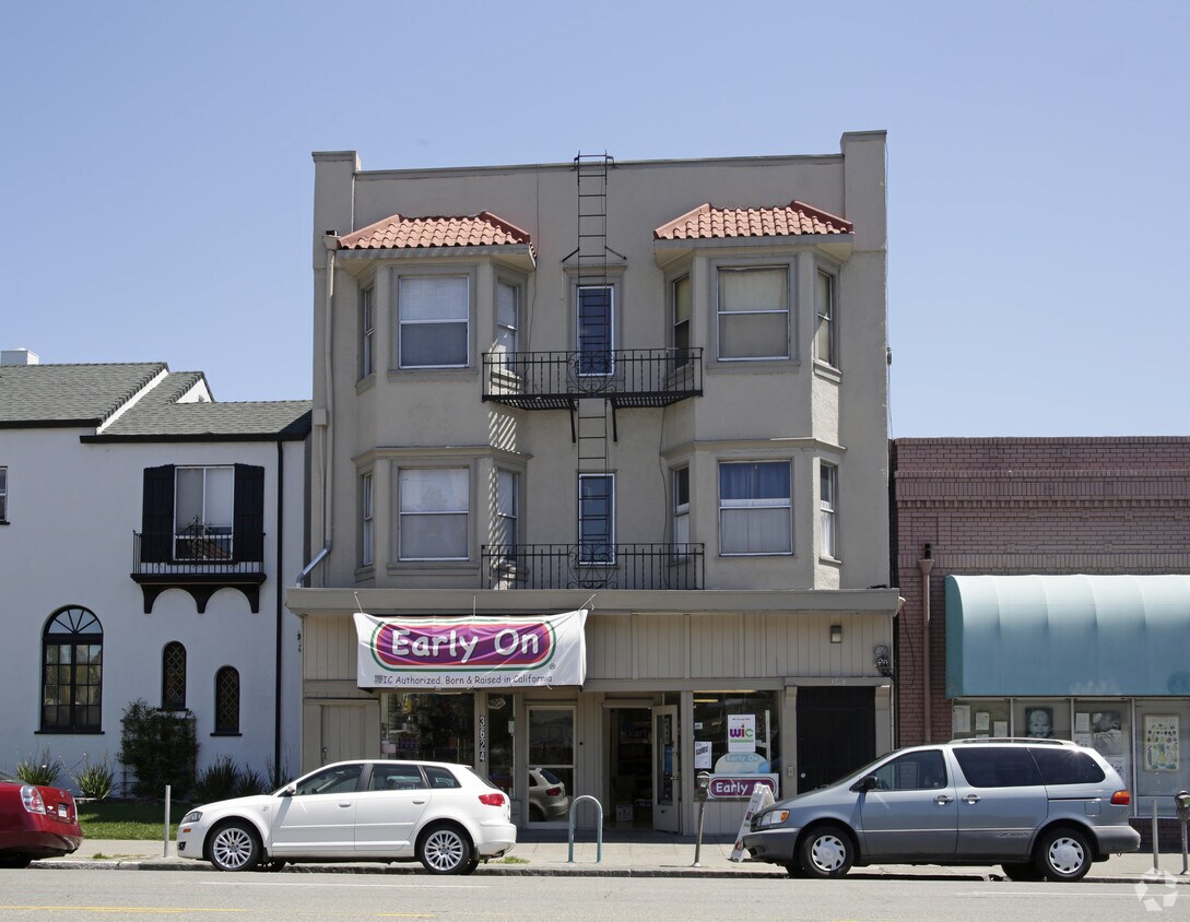 Building Photo - 3618-3624 Telegraph Ave