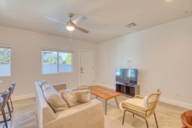 Living Room - 1330 E Drachman St