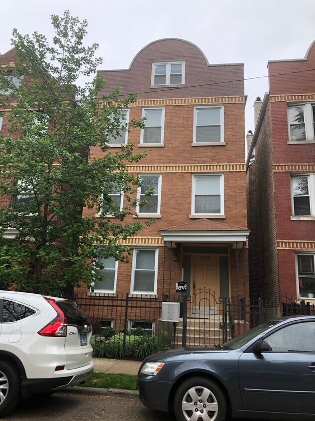 Primary Photo - 1029 N Wood St