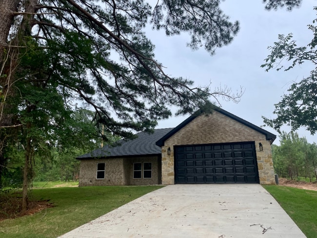 Building Photo - 18291 Clear Lake Cir