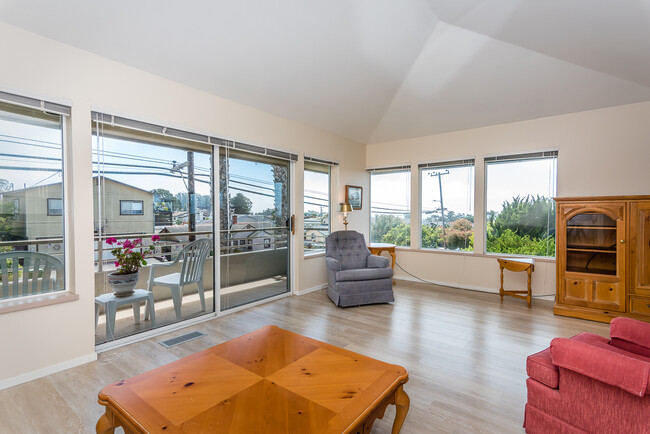 Foto del edificio - Ocean view Condo