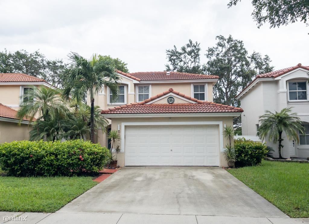 3 br, 2.5 bath House Chelsea at Ivanhoe House Rental in Davie, FL