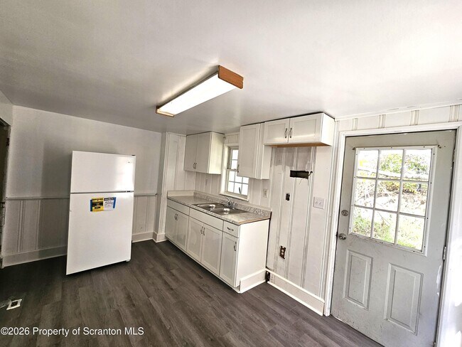 Foto del edificio - 907 Green Ridge St