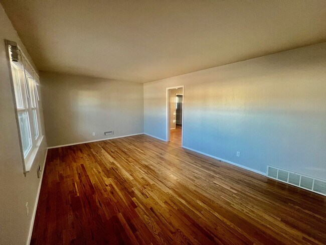 Foto del edificio - Charming 2 bedroom rancher located in central Colorado Springs!