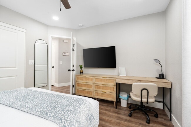 Foto del edificio - 9178 N Woodlawn Dr