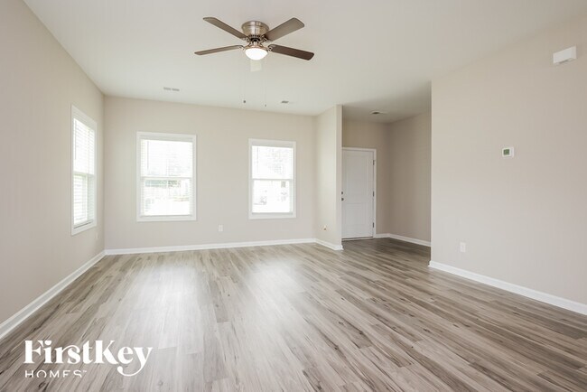 Foto del edificio - 138 Clydesdale Cir