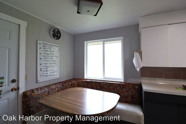 Building Photo - 4 br, 2 bath House - 670 Ne 7th Ave