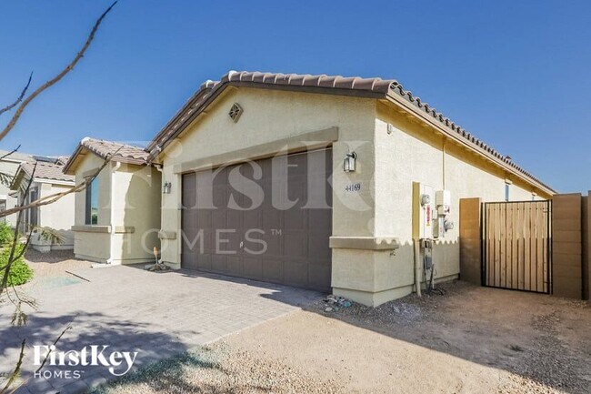 Building Photo - 44169 W Palo Aliso Way