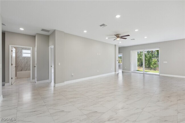 Foto del edificio - 540 Genoa Ave S