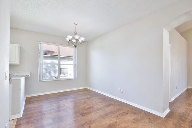 Foto del edificio - Lovely 3/2 Spacious Home and a 2 Car Garage in Deans Reserve - Orlando!