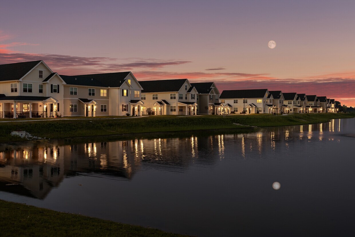 Paseos a la luz de la luna en Hickory Cottage - Hickory Cottages