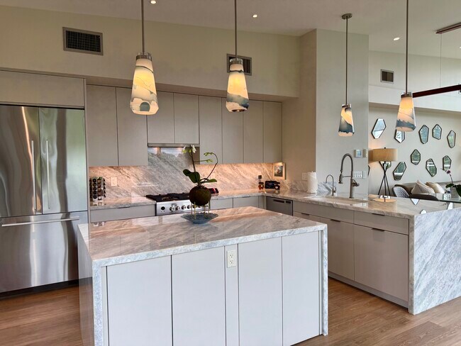 Foto del edificio - 197 Holokahiki Ln