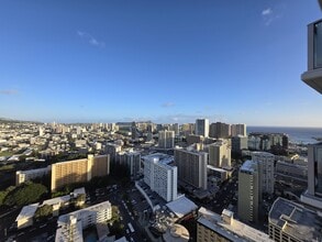 Building Photo - 1500 Rycroft St