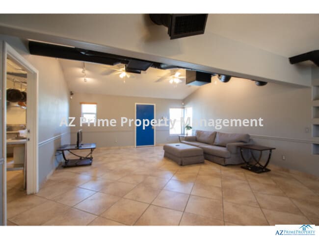 Building Photo - wow! absolutely gorgeous phoenix 1/1 villa...