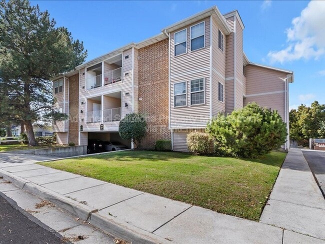 Photo - 9132 S Scirlein Dr Apartment