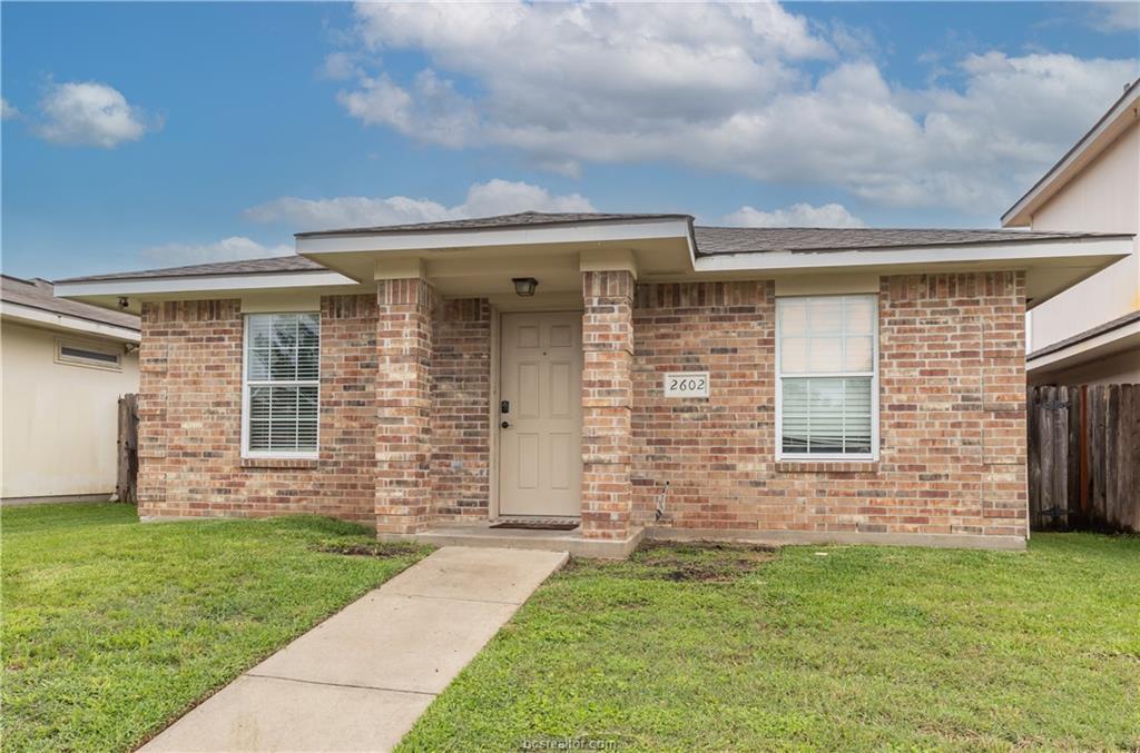 Foto principal - 2602 Symphony Park Dr