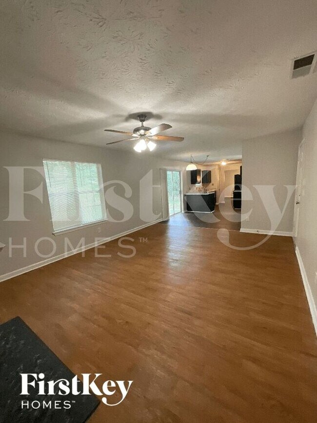 Building Photo - 7166 Stonebrook Ln