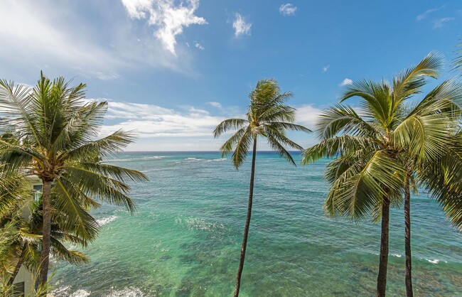 Building Photo - Tropic Seas #708- Elegant Gold Coast livin...