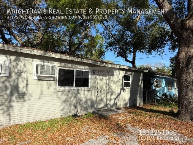 Foto del edificio - 10014 N Brooks St
