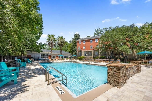 Building Photo - Polo Club Tallahassee